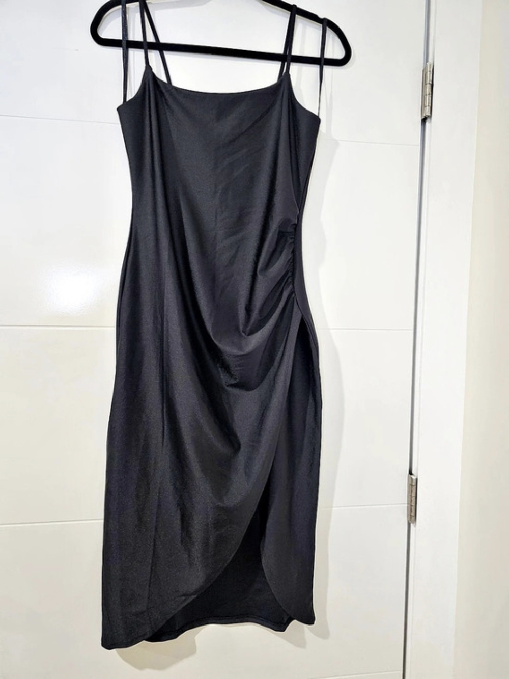 Popular 21 Women's Solid Black Slit Dress Size L